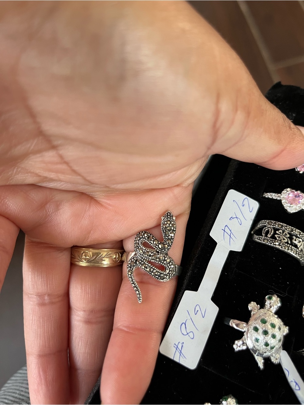 Silver Snake-Shaped Reptile Brooch Pin - Silver